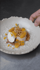 Foodvideografie van fine dining bord met textuur en contrast in beeld gebracht