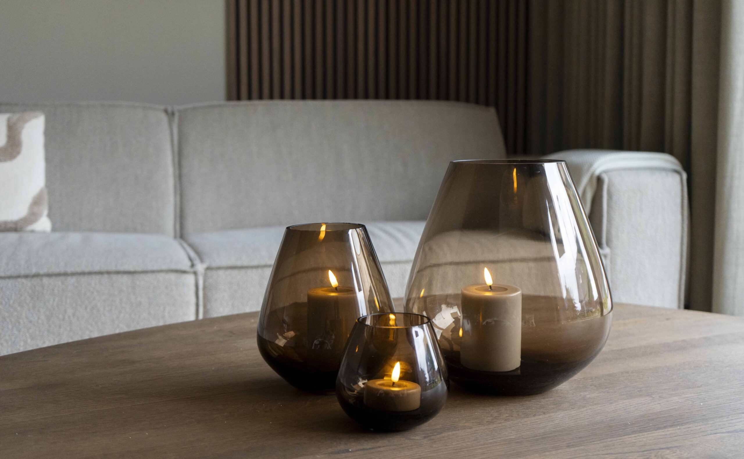 Productfotoshoot van tasmanvazen woonaccessoires voor Industrialwood