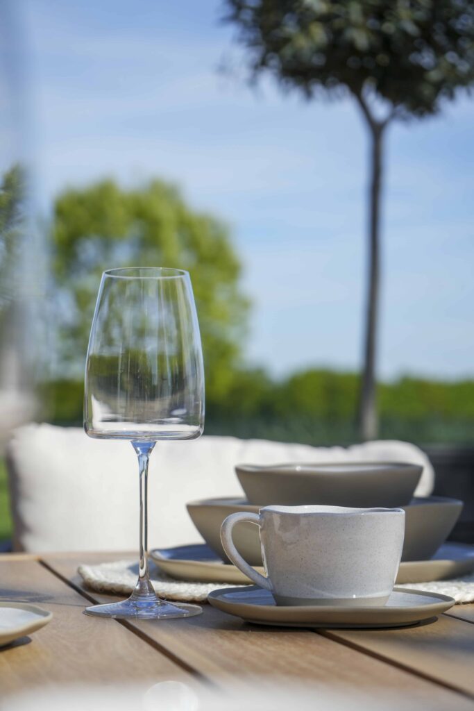 Voorjaarscollectie shoot Industrialwood servies